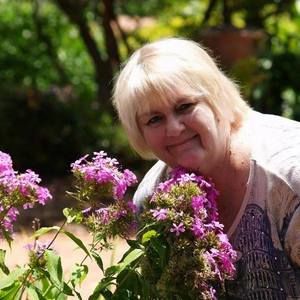 Meet your Posher, Gayla